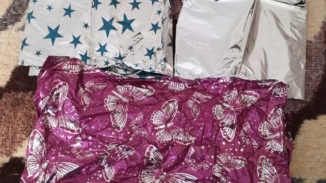 Hediye paketlerinden hangisi daha güzel?