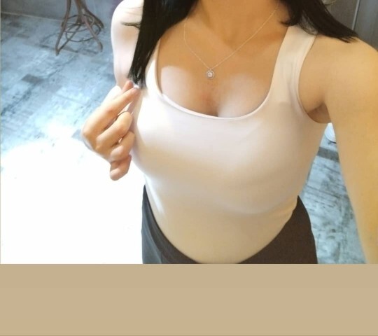 Fotoğrafa bakın bu tene hangi saç rengi yakışır?