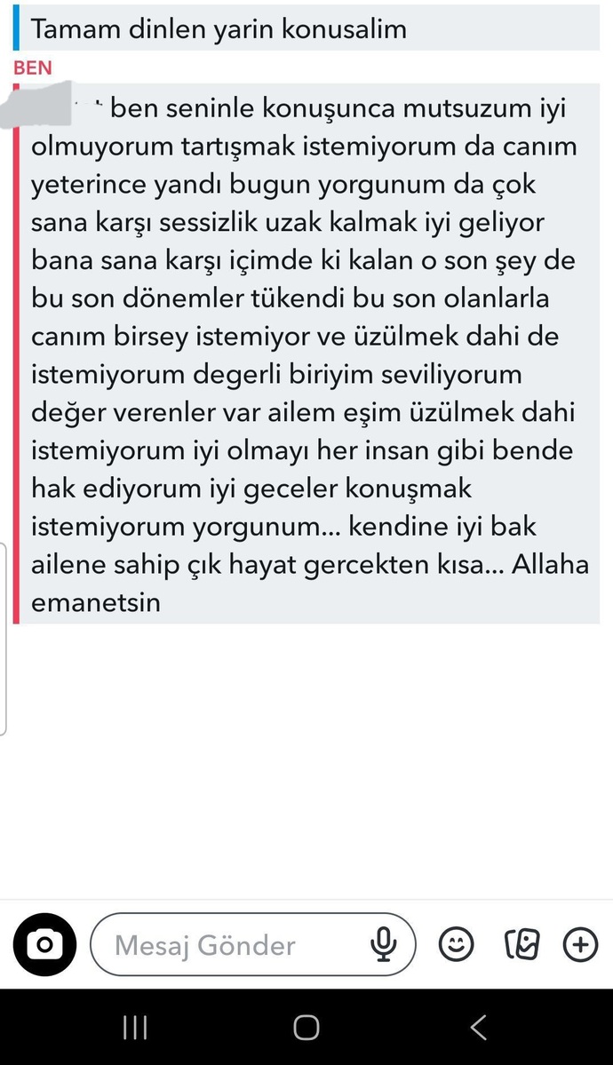 Eski sevgilim 6 yıl sonra yazdı ama son mesajıma cevap vermedi, sizce tekrar yazar mı?