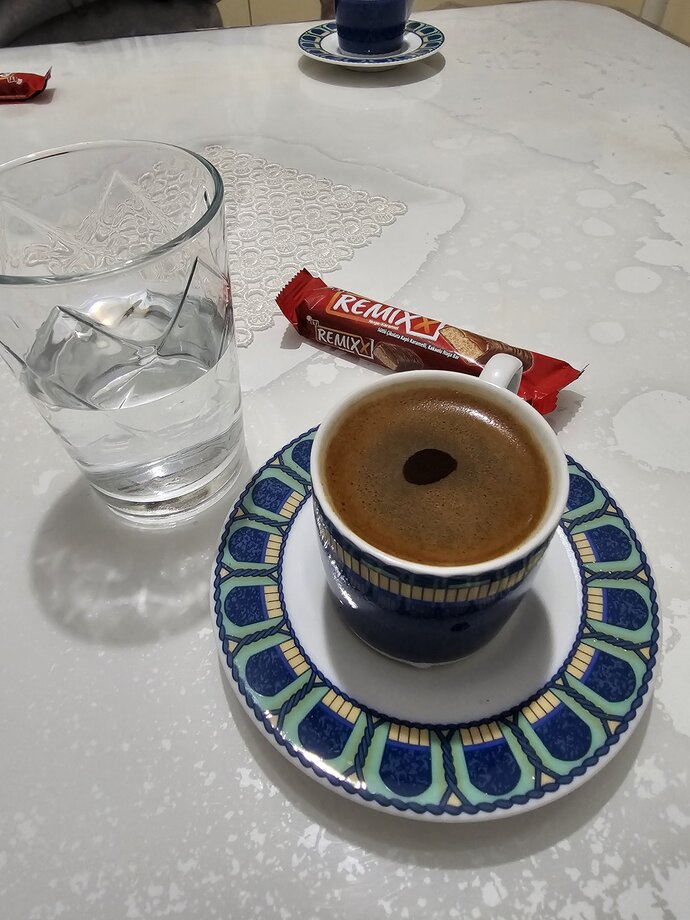 Abur cuburla en çok hangi içecek gider, siz neyle tüketiyorsunuz?