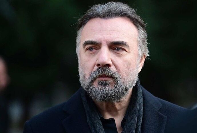 Sen bu cihana sigar misin sözleri ne anlama geliyor sizce 🤔?