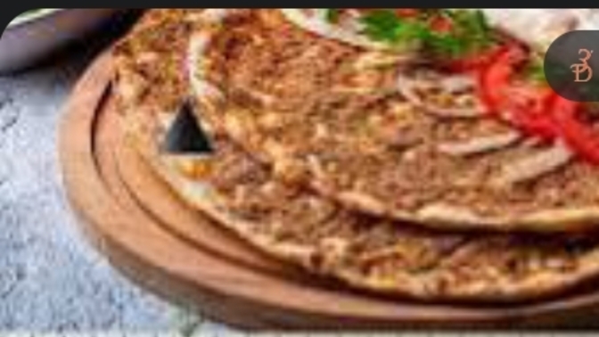 Evde aksam misafire lahmacun yapmak isteyenler için ideal tarif?