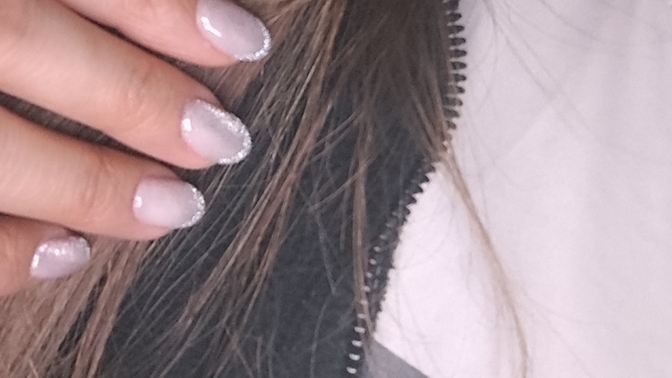 İyi akşamlar 🥳🥳 tırnaklarımı bugün yaptırdım nasıl olmuş? zevksiz fenomenler yorum yapmasın 😂😂😂?