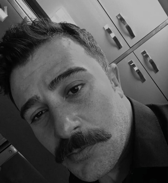 Bıyıklı olmuş mu?