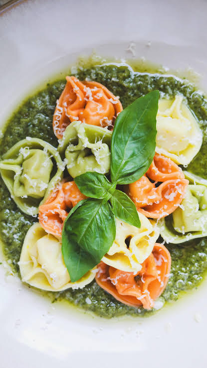 İtalyan makarnası mantısı olan ravioli sever misin?
