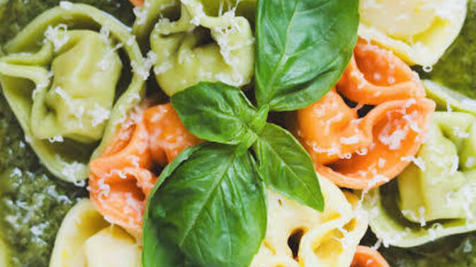 İtalyan makarnası mantısı olan ravioli sever misin?