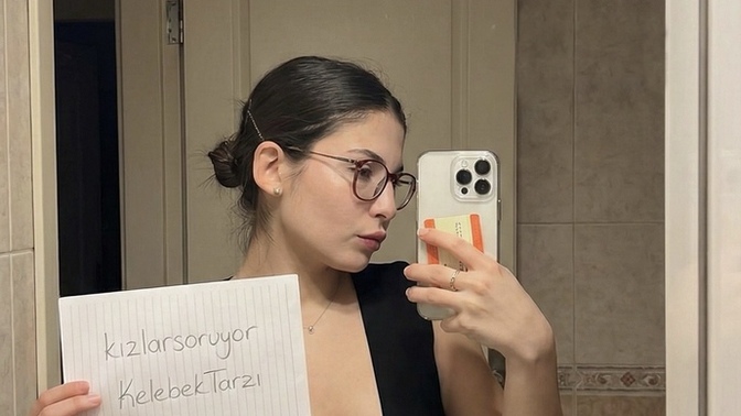 Giyimde en sevdiğin renk nedir?