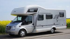 Araba arkasına takılan çekme karavan mı yoksa motokaravan mı daha mantıklı?