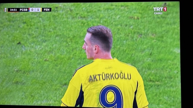 Fener -Stau Bükreş maçını seyreden kaç kişiyiz?