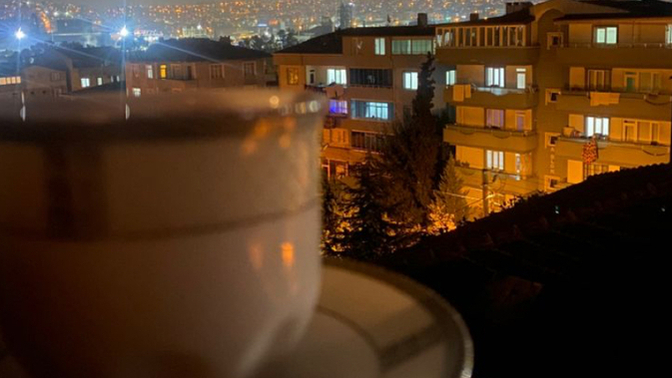 Seninle kahve içer miyiz söyleyim mi?