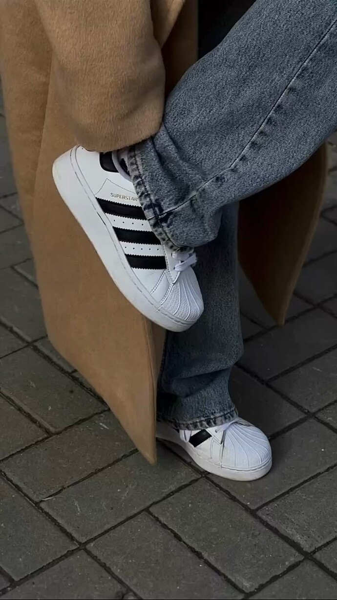 Adidas süperstarlar aşırı iyi değil mi? Sizin favori ayakkabınız ne?