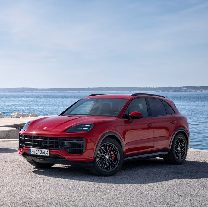 Porsche Cayenne gerçekten parasını hak eden lüks SUV mu, alır mıydınız?