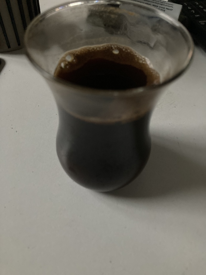 Yağışlı İzmir sabahından günaydın kahveyle ayılmaya çalışanlar burada mı ☕️?