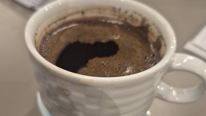 Sabahları kahve içmeden ayılamayanlar, sizin uyanma ritüeliniz ne?