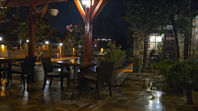 Yagmuru ve sessizligi sevenler burada mı, yagmur sesi size de huzur veriyor mu?