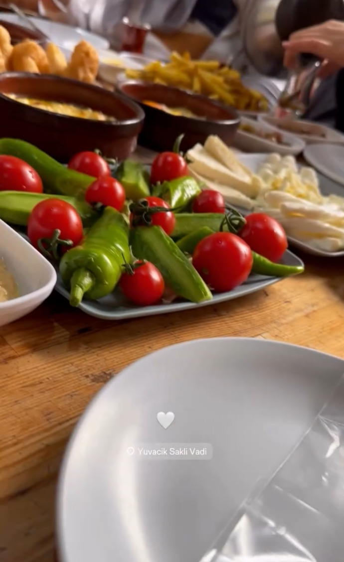 Sizce köy kahvaltısı mı daha keyifli yoksa lüks kahvaltı mekanları mı?