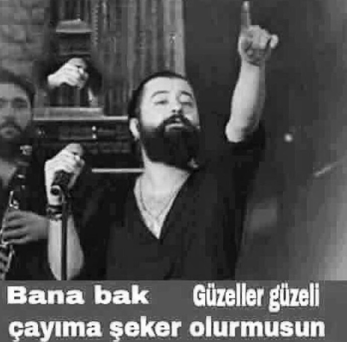 Çayı şekersiz seni süresiz sevecek kadar sevdiğin biri var mı 😄?