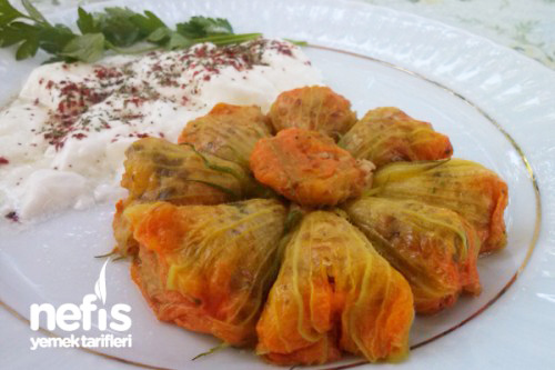 Kabak çiçeği dolması yerin mi sever misin?