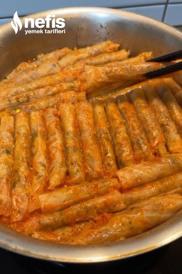 Sarma dolma tariflerinde olmazsa olmaz malzeme hangisidir?
