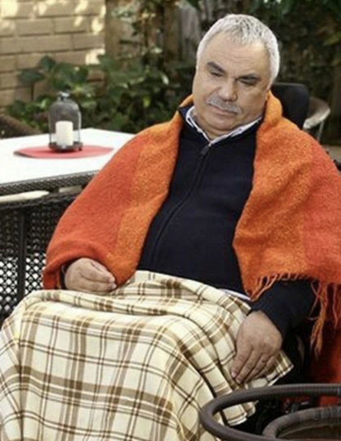 Üff beklemek ne sıkıcı ay?
