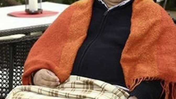 Üff beklemek ne sıkıcı ay?
