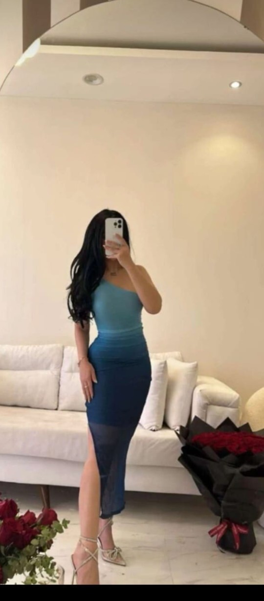 Sizce hangi renkli kombin daha güzel gözüküyor?