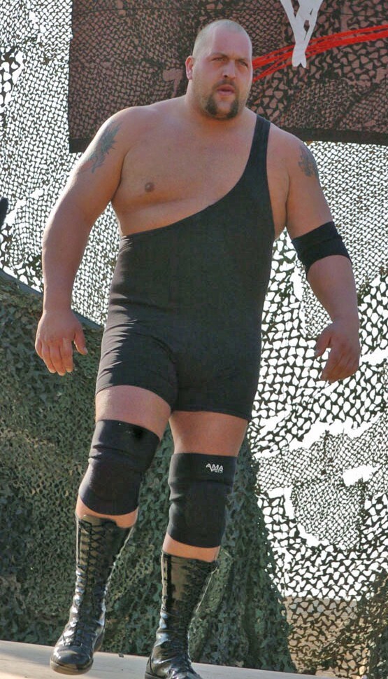 WWE en sevdiğiniz beğendiğiniz güreşçi hangisi ?