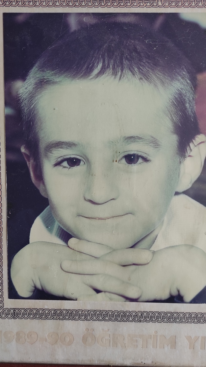 Küçüklük resminizi yollayın bakalım hangimiz daha hızlıymış?