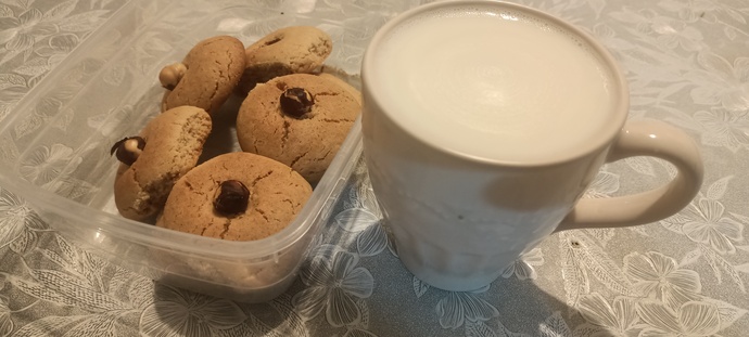 Gece yatmadan önce bir şeyler atıştırmayı sevenler burada mı, favori gece atıştırmalığınız ne?