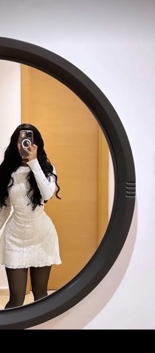 Ayna görünce mutlaka fotoğraf çekilir misin?