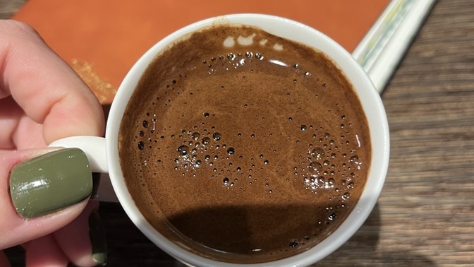 Kimler pazartesi kahvesi içmek ister ☕️🐼?