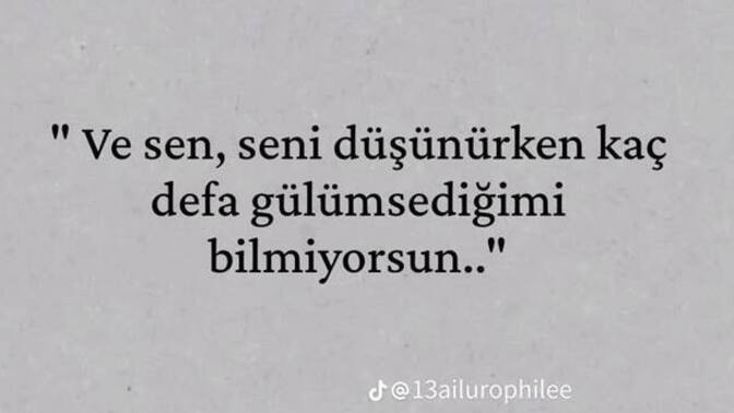 Siz de sevdiğinizi sık sık düşünüp kendi kendinize güler misiniz?