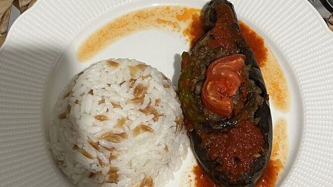 Yaptığım karnıyarık ve pilavı yer miydiniz, karnıyarık pilav ikilisine bayılan var mı?
