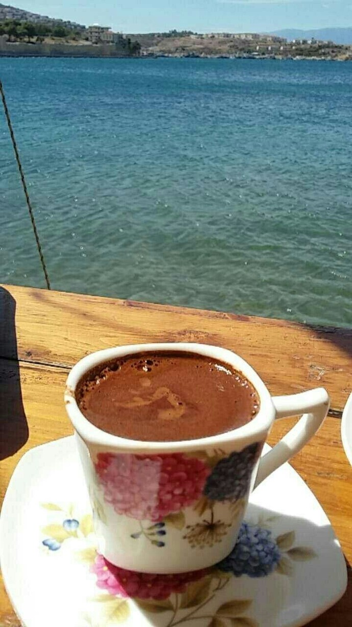 Bugünki kahveyi kimlere içiyoruz?