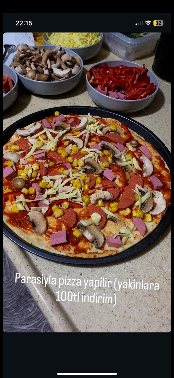 Evde yumuşacık, taş fırın tadında garantili pizza hamuru tarifi önerir misiniz?