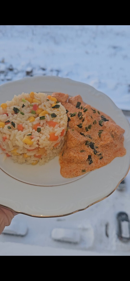 Yemek yapmayı mı yemeyi mi daha çok seviyorsun?