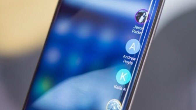 Akıllı telefonlar da kavisli ekran devrinin sona yaklaşması hakkında ne düşünüyorsunuz kavisli ekran sever misiniz?