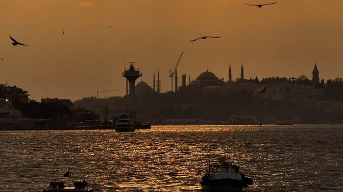 Sahilde yürürken dinlenecek sakin ve huzurlu müzik önerileriniz var mı?