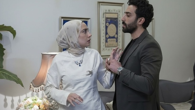 Eşim kapalıyım diye her istediğime "ne gerek var" diyor, Haklı mı, benim heveslerim olamaz mı?