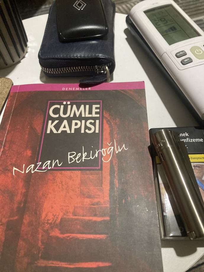 Şu an hangi kitabı okuyorsun📚?