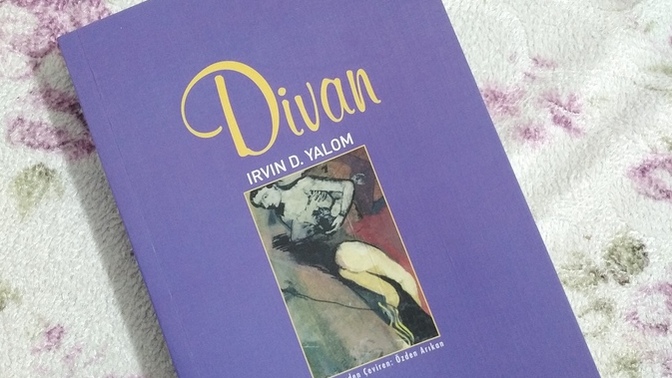 Şu an hangi kitabı okuyorsun📚?
