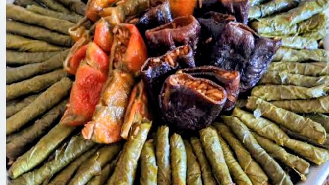 Yaprak sarma mı kuru dolma mı daha lezzetli, sizin favoriniz hangisi 🤌?