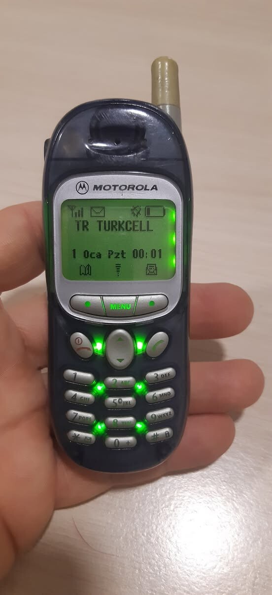 İlk cep telefonunuzun markası neydi📱😉?