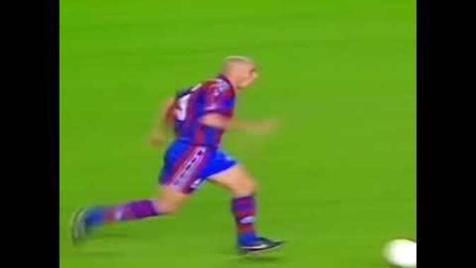 Gercek Ronaldo yu hatırlayalım mı, sizce gelmiş geçmiş en iyi forvet miydi?
