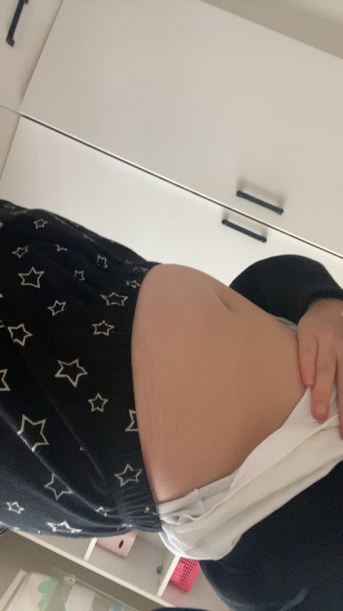 Düz karın için bu inatçı göbek nasıl gider, sizde de böyle şişkinlik oluyor mu?