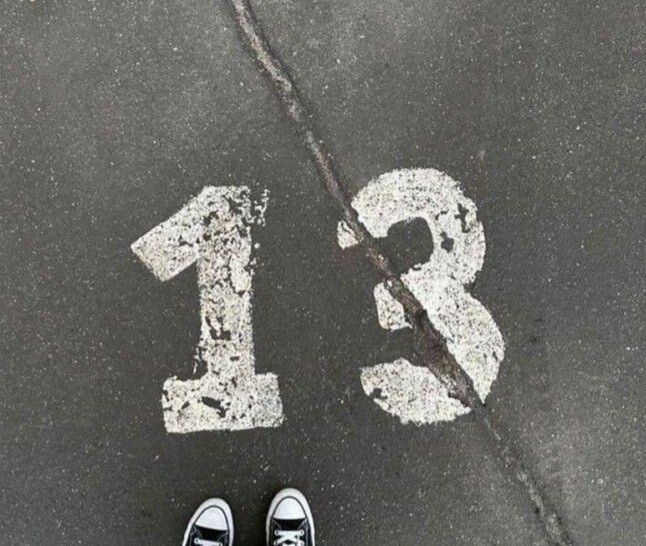13 sayısının uğursuzluk getirdiğine inanır mısın?