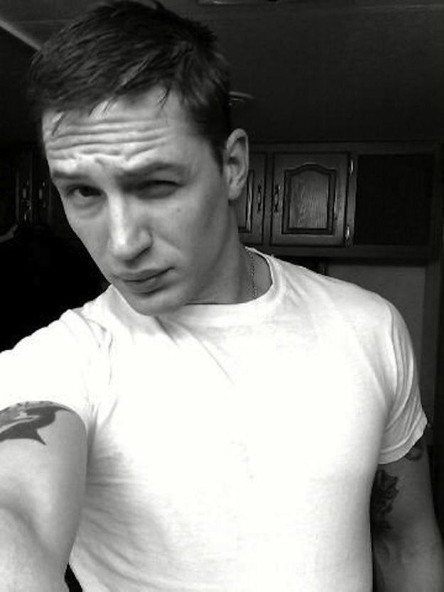 Ne diyo bu Tom hardy?