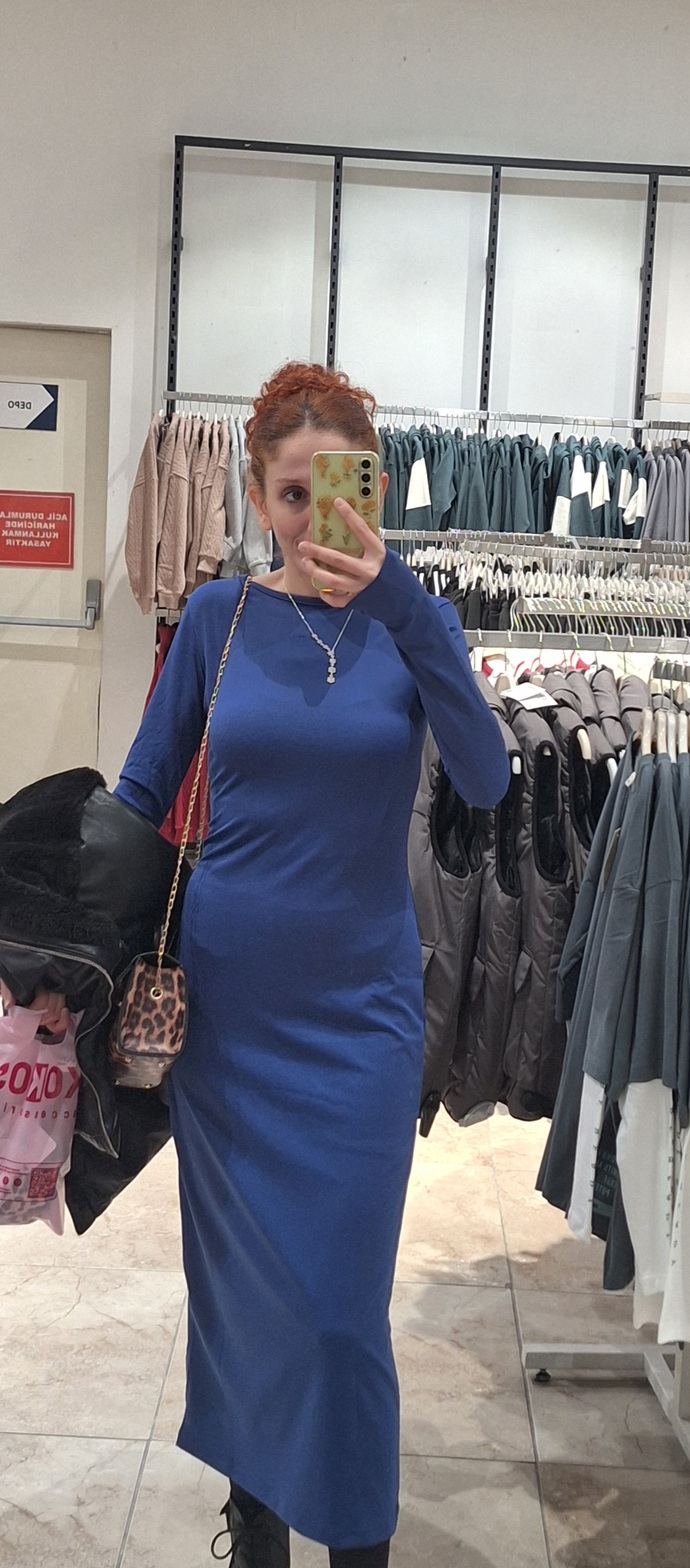 Minyon kızlar mı daha çekici yoksa kalıplı kızlar mı, siz hangisinden hoşlanıyorsunuz 🥰?