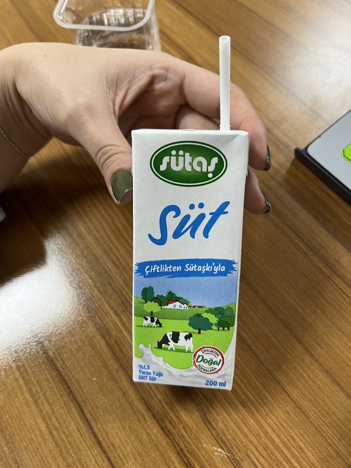 Kime süt ısmarlayayım?