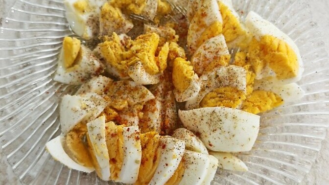 Yumurta salatasının içine ne katıyorsunuz?